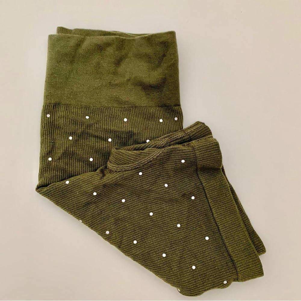 LOFT Pajama Set Daydream Dotted Seamless Boy Shorts and T-Back Bralette in Green - Picture 3 of 9